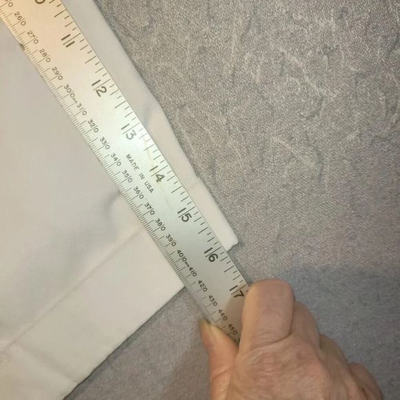 FADED GLORY Women's White Cuffed Cotton Walking Shorts Size 8 - Picture 8 of 8